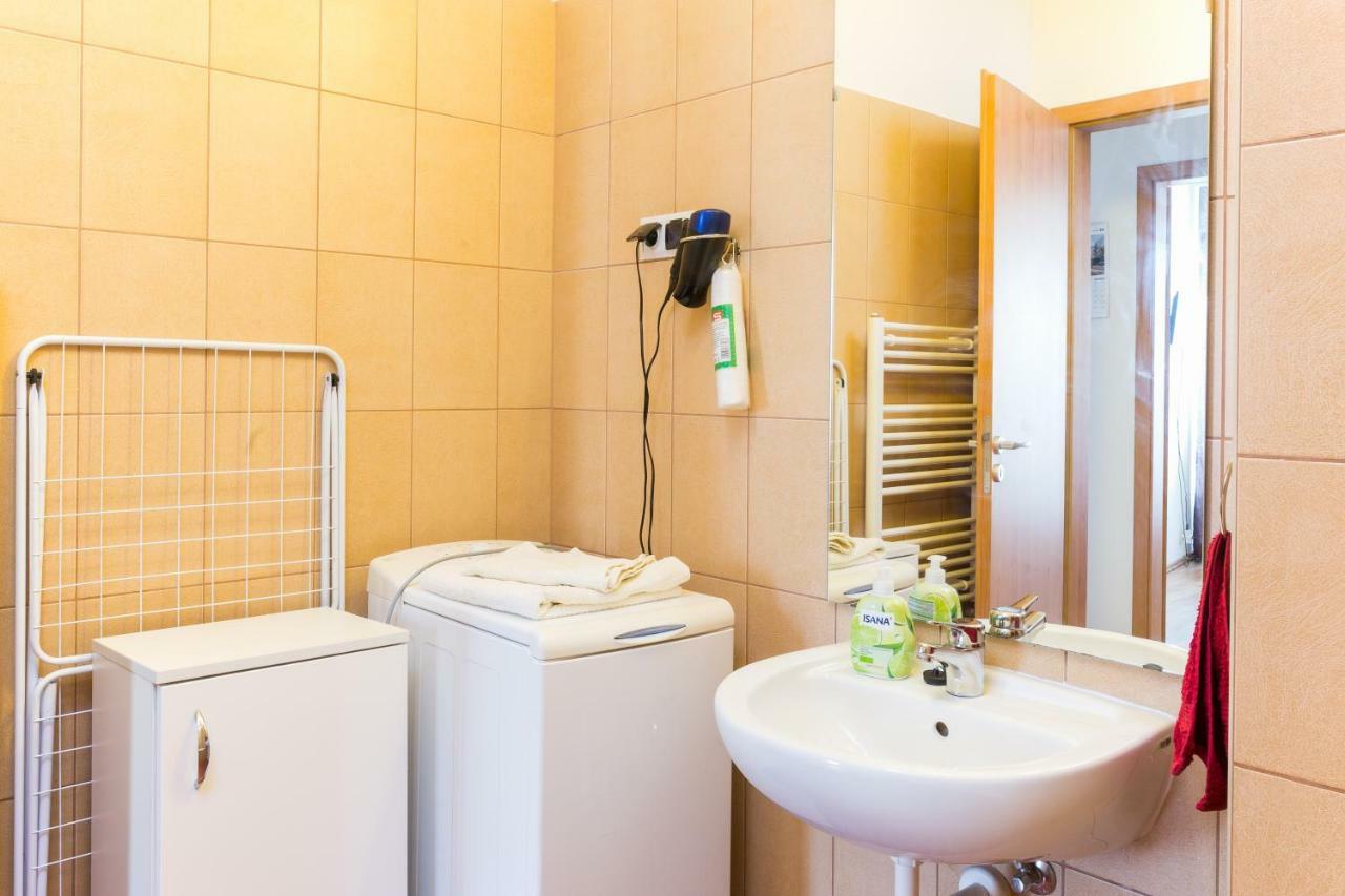 Mse Apartman Мішкольц Екстер'єр фото