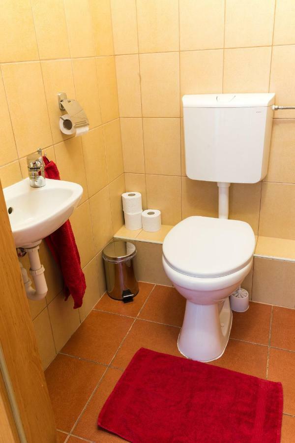 Mse Apartman Мішкольц Екстер'єр фото